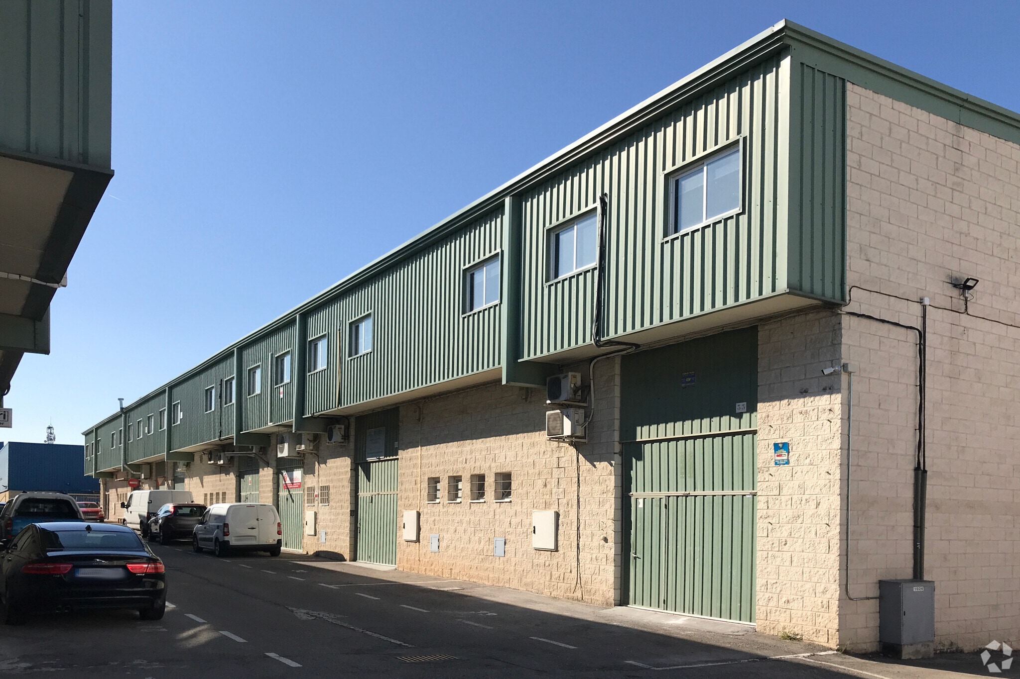 Nave en Rivas-Vaciamadrid, Madrid en alquiler Foto principal- Imagen 1 de 2