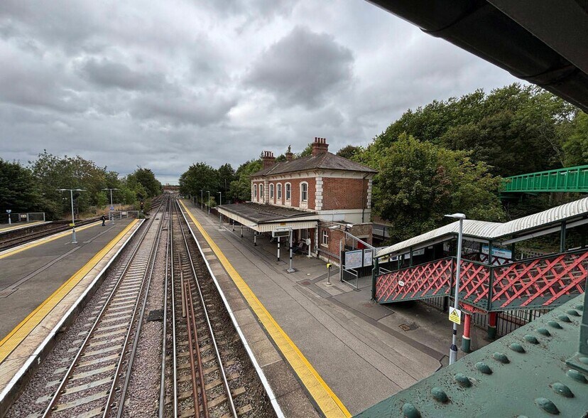 Drummond Dr, Southampton en alquiler - Foto del edificio - Imagen 1 de 2