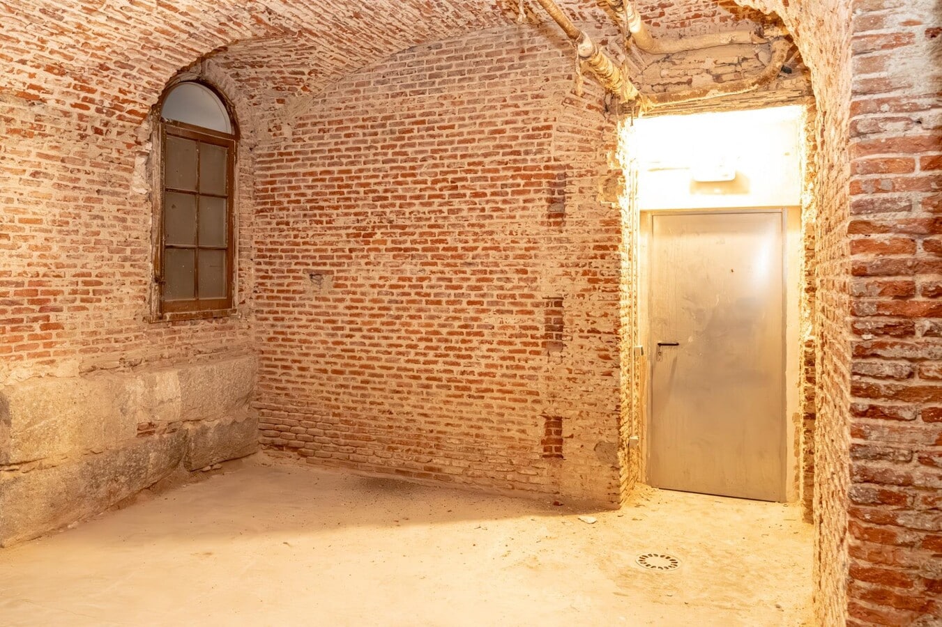 Madrid, MAD 28001 - Unidad - -  - Foto del interior - Image 1 of 19