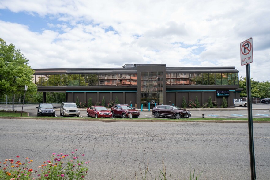 101 Corbett Ct, Pittsburgh, PA en alquiler - Foto del edificio - Imagen 3 de 10