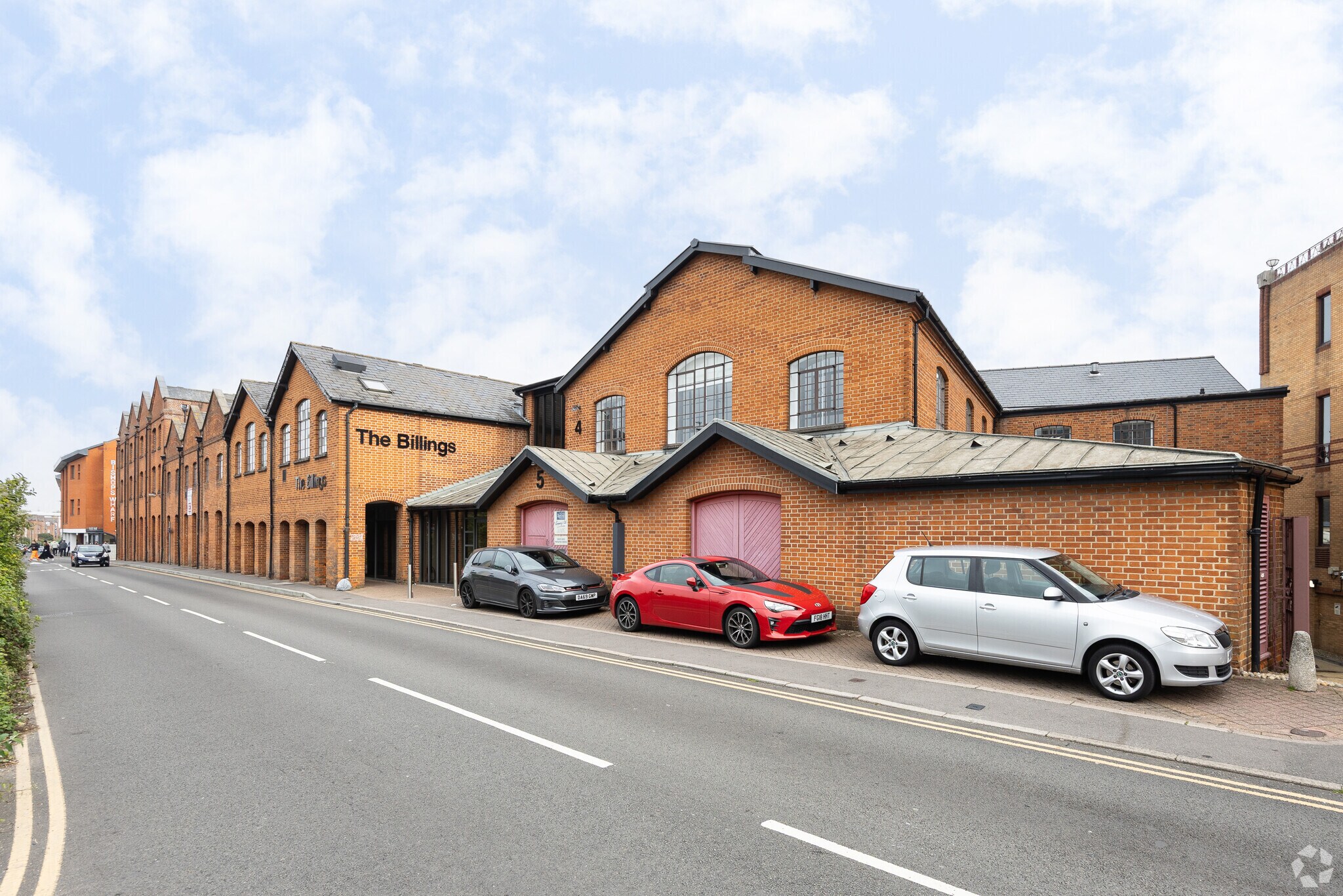 3 Walnut Tree Clos, Guildford en alquiler Foto del edificio- Imagen 1 de 2