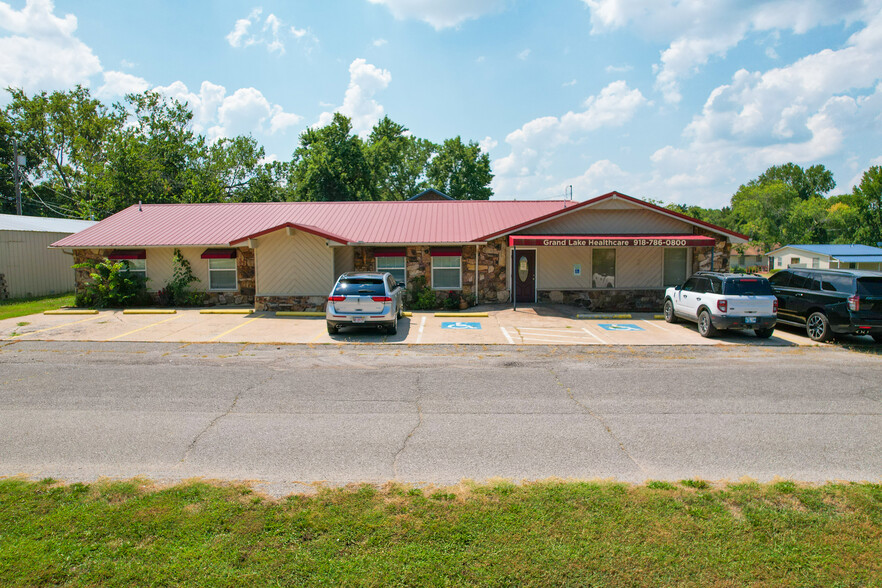 601 S Broadway St, Grove, OK en venta - Foto del edificio - Imagen 1 de 29