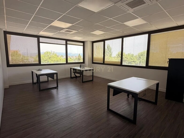 Oficina en Las Rozas de Madrid, Madrid en alquiler - Foto del interior - Imagen 1 de 4