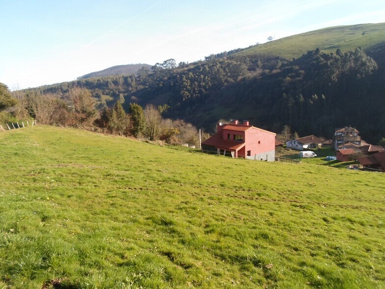Terreno en Villaviciosa, Asturias en venta - Vista aérea - Imagen 2 de 15