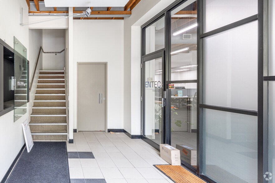 79-81 Chandos St, St Leonards en alquiler - Vestíbulo - Imagen 2 de 4