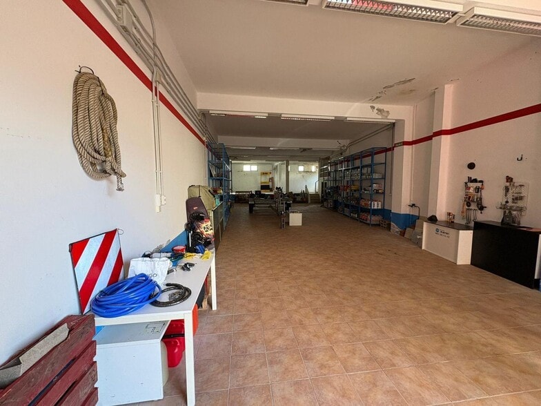 Local en Ferrol, La Coruna en venta - Foto del interior - Imagen 1 de 11