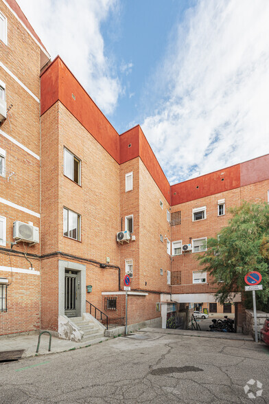 Calle Melchor Cano, 2, Madrid, Madrid en alquiler - Foto del edificio - Imagen 2 de 2