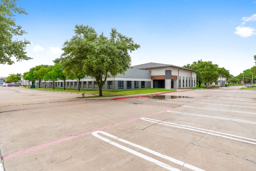 14770 Trinity Blvd, Fort Worth, TX en alquiler - Foto del edificio - Imagen 1 de 15