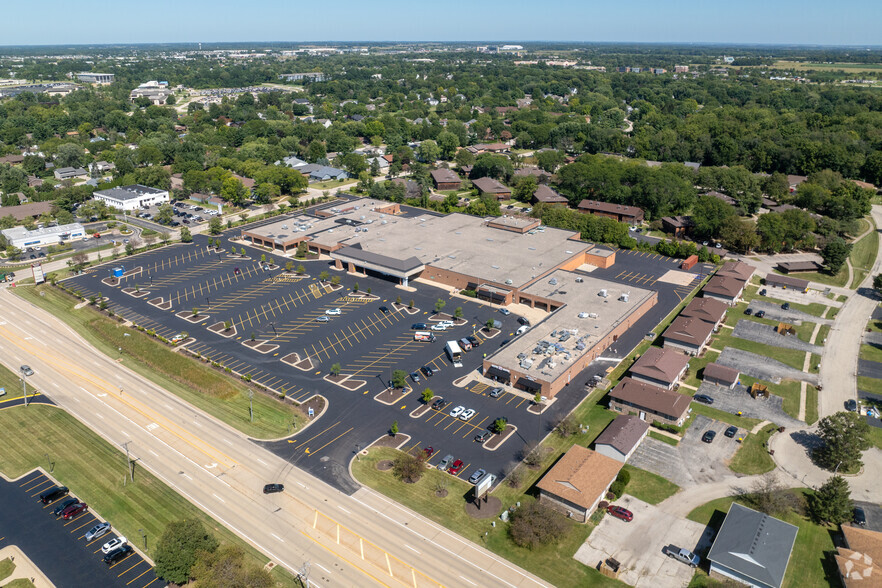 2579-2601 Mulford Rd N, Rockford, IL en alquiler - Foto del edificio - Imagen 1 de 27