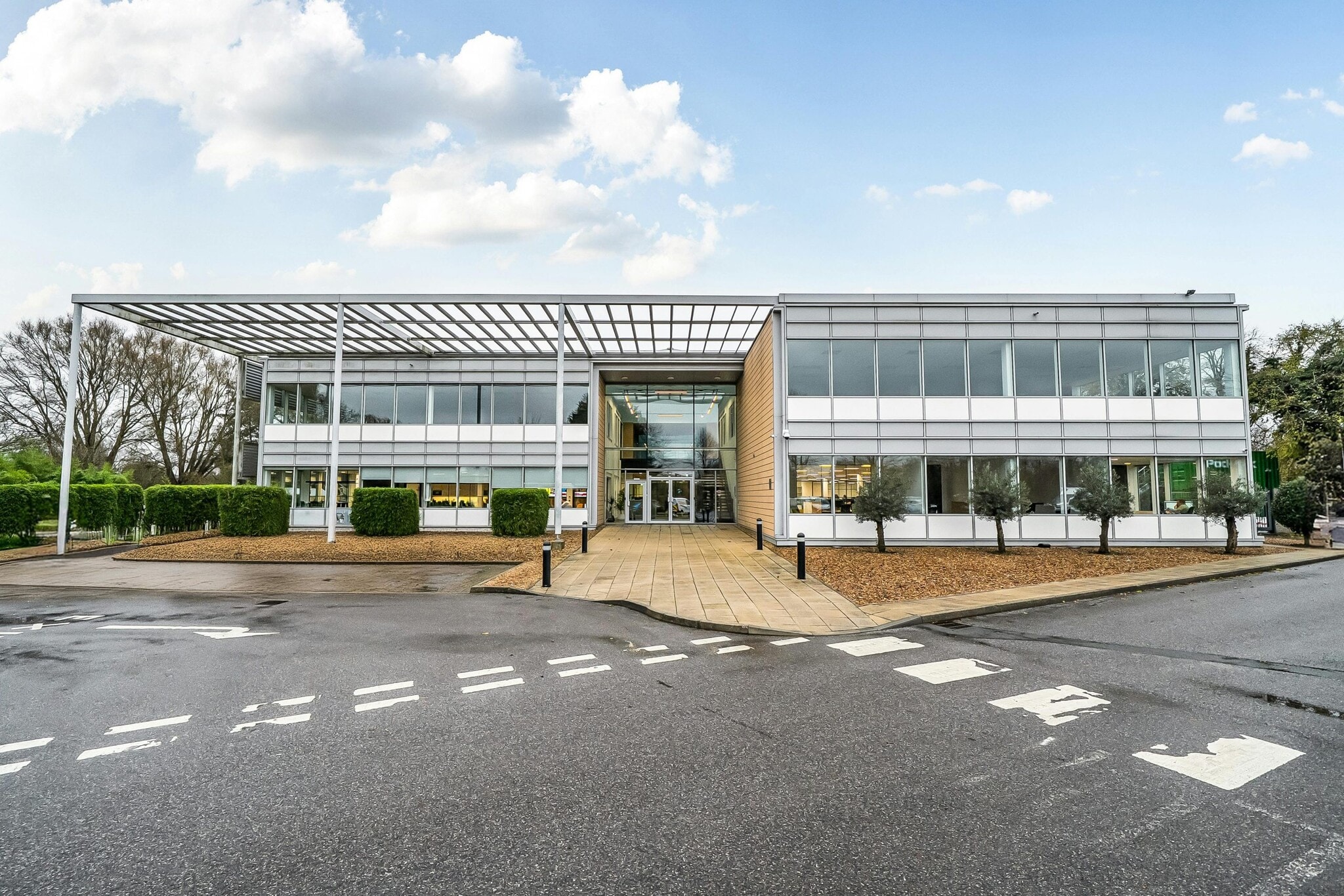 Oxford Rd, Uxbridge en alquiler Foto del edificio- Imagen 1 de 10