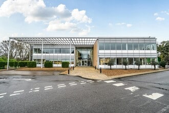 Oxford Rd, Uxbridge en alquiler Foto del edificio- Imagen 1 de 10