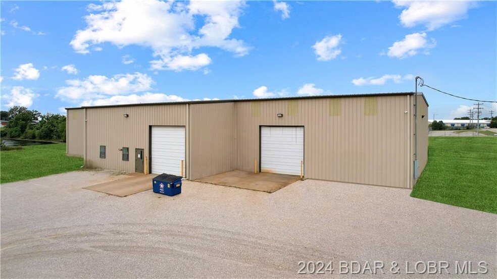 744 Keystone Industrial Park dr, Camdenton, MO en alquiler - Foto del edificio - Imagen 1 de 15