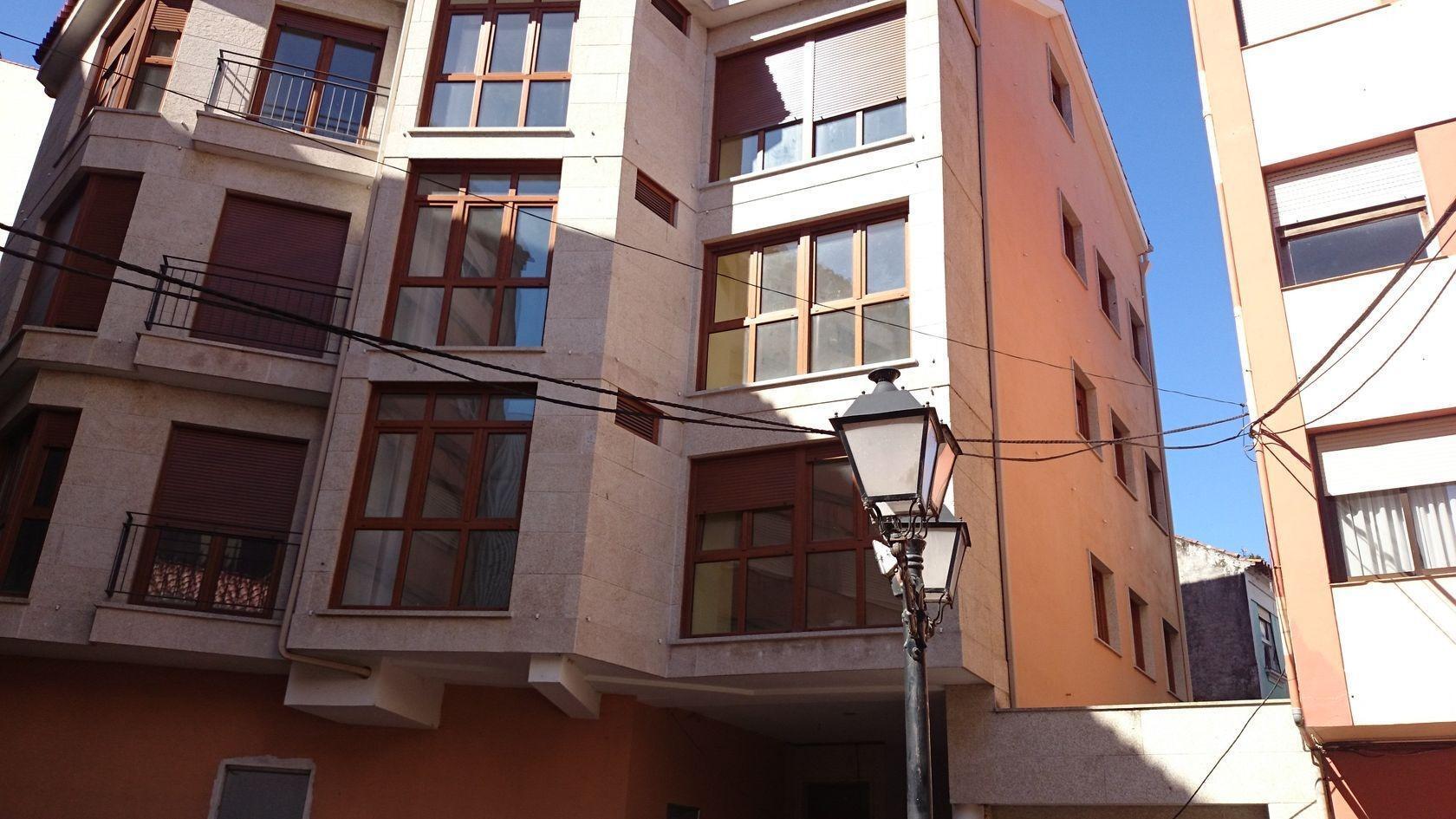 Local en Marín en venta Foto del edificio- Imagen 1 de 11