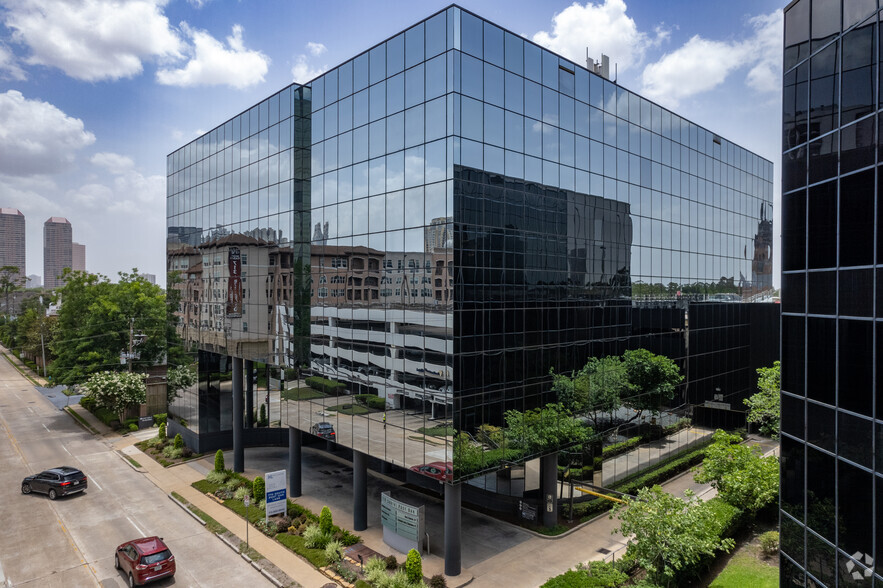 770 S Post Oak Ln, Houston, TX en alquiler - Foto del edificio - Imagen 1 de 17