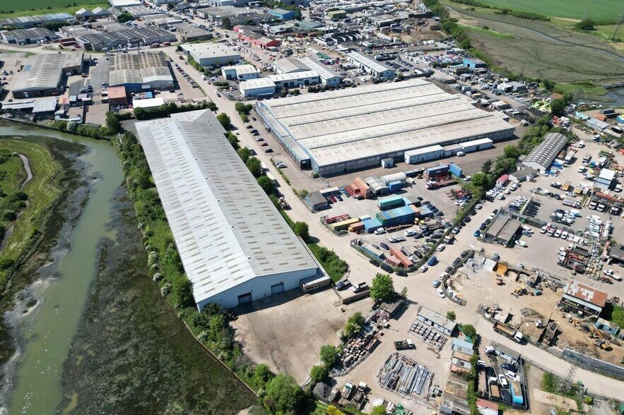 Rochehall Way, Rochford en alquiler - Foto del edificio - Imagen 2 de 21