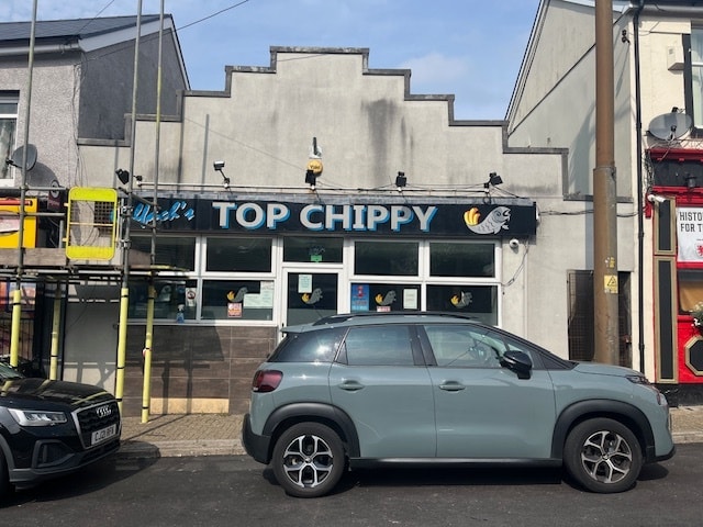 18a High St, Gilfach Goch en venta Foto principal- Imagen 1 de 2