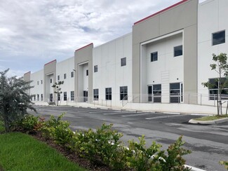 Más detalles para 13200 NW 107th Ave, Hialeah Gardens, FL - Naves en alquiler