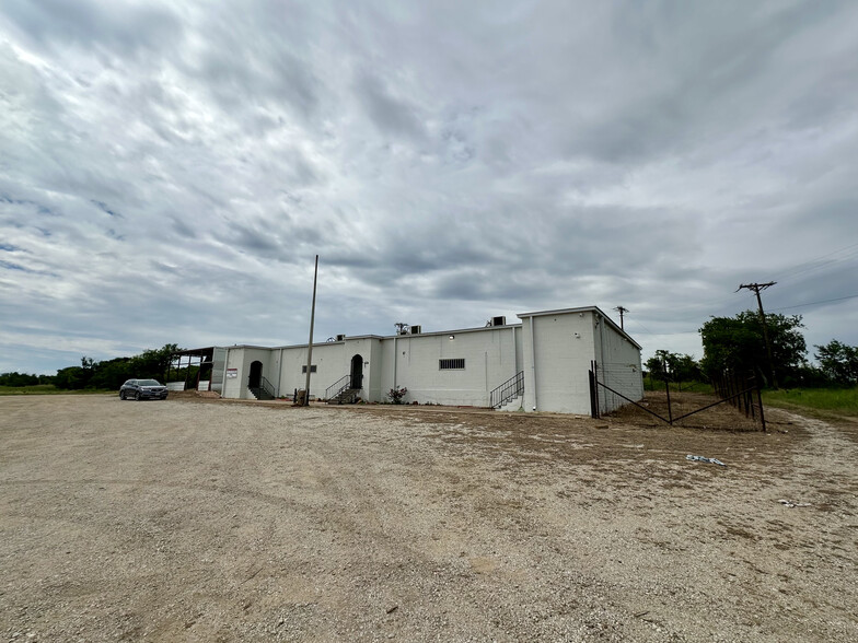 4686 Tx-114 Hwy, Rhome, TX en venta - Foto del edificio - Imagen 3 de 17