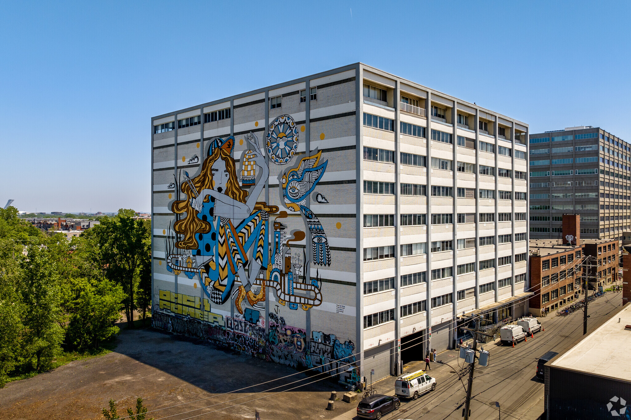 5605 Av De Gaspé, Montréal, QC en alquiler Foto del edificio- Imagen 1 de 8