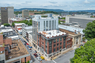 111 E 7th St, Chattanooga, TN - VISTA AÉREA  vista de mapa - Image1