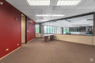 750 W Lake Cook Rd, Buffalo Grove, IL en alquiler Foto del interior- Imagen 1 de 6