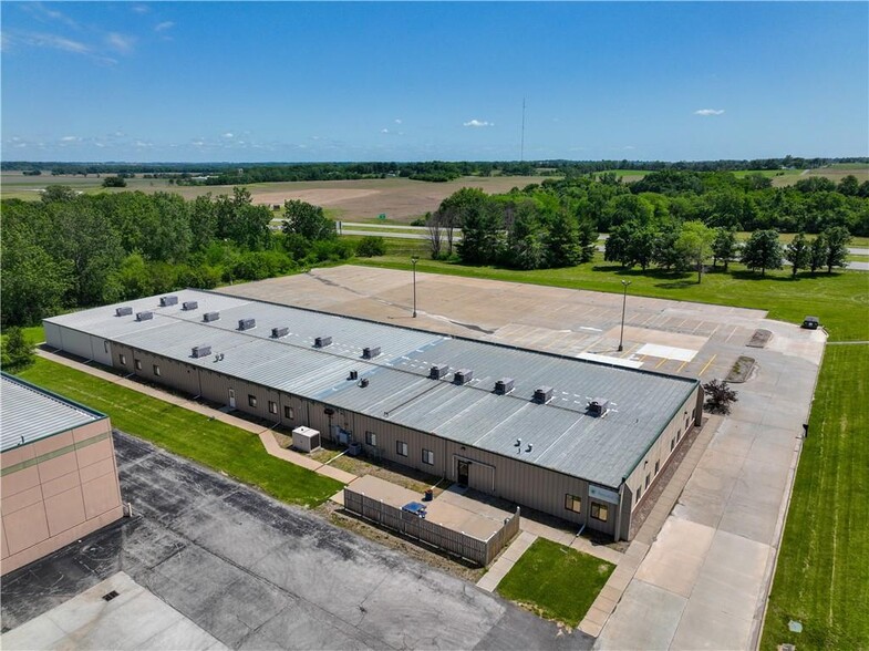 5804 Corporate Dr, Saint Joseph, MO en venta - Foto del edificio - Imagen 3 de 8