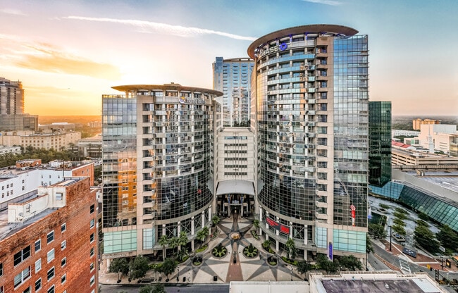 Más detalles de 121 S Orange Ave, Orlando, FL - Coworking en alquiler