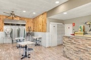 Interior local