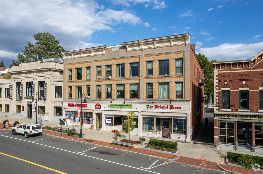 188-194 Main St, Bristol, CT en alquiler - Foto del edificio - Imagen 1 de 6