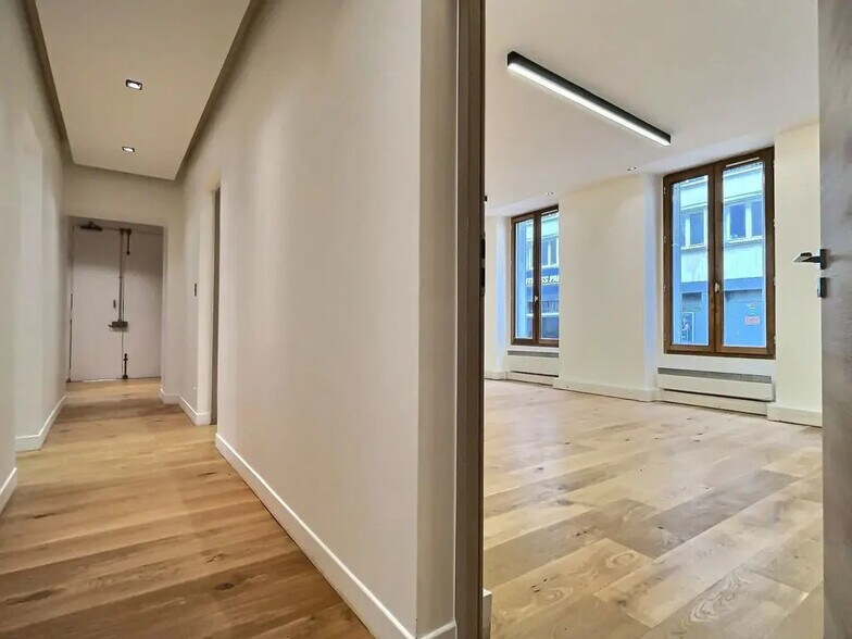 105 Rue Du Théâtre, Paris en alquiler - Foto del edificio - Imagen 3 de 8