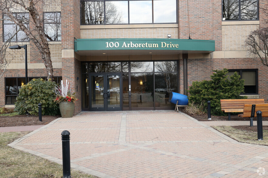 100 Arboretum Dr, Portsmouth, NH en alquiler - Foto del edificio - Imagen 3 de 4