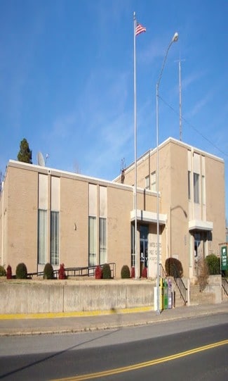 Más detalles de 205 E Main St, Wilburton, OK - Oficina/Local en alquiler