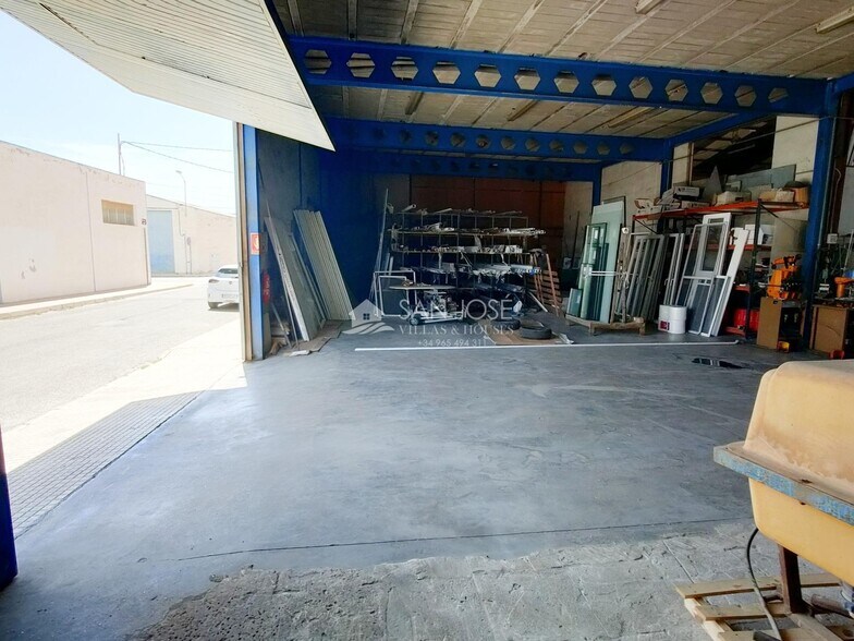 Nave en Aspe en venta - Foto del edificio - Imagen 2 de 24