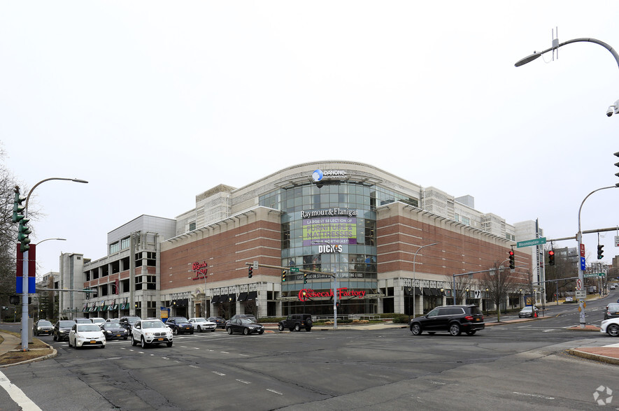 1 Maple Ave, White Plains, NY en alquiler - Foto del edificio - Imagen 1 de 25