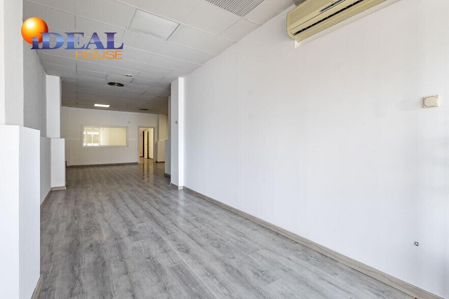 Local en Maracena en venta - Foto del interior - Imagen 3 de 10