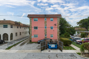 458 SW 9th St, Miami FL - Inmueble