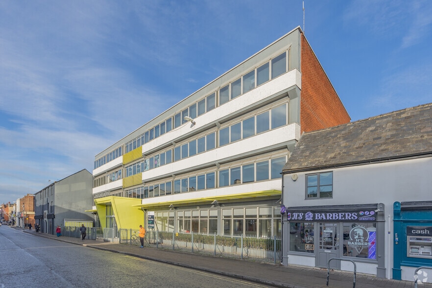 121-131 Eastgate St, Gloucester en alquiler - Foto principal - Imagen 1 de 3