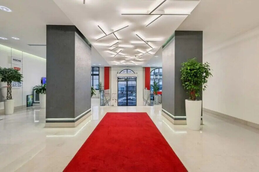 106-108 Rue La Boétie, Paris en alquiler - Foto del edificio - Imagen 3 de 7