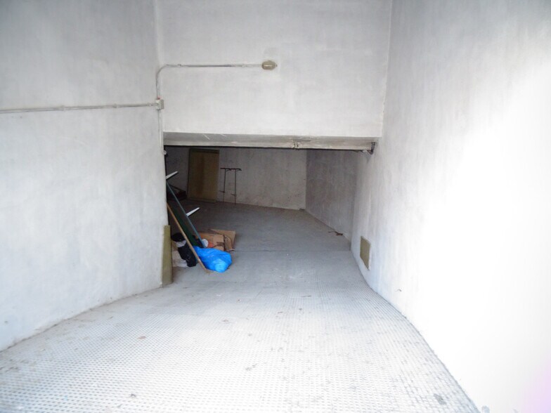 Local en Alicante en venta - Foto del edificio - Imagen 2 de 4