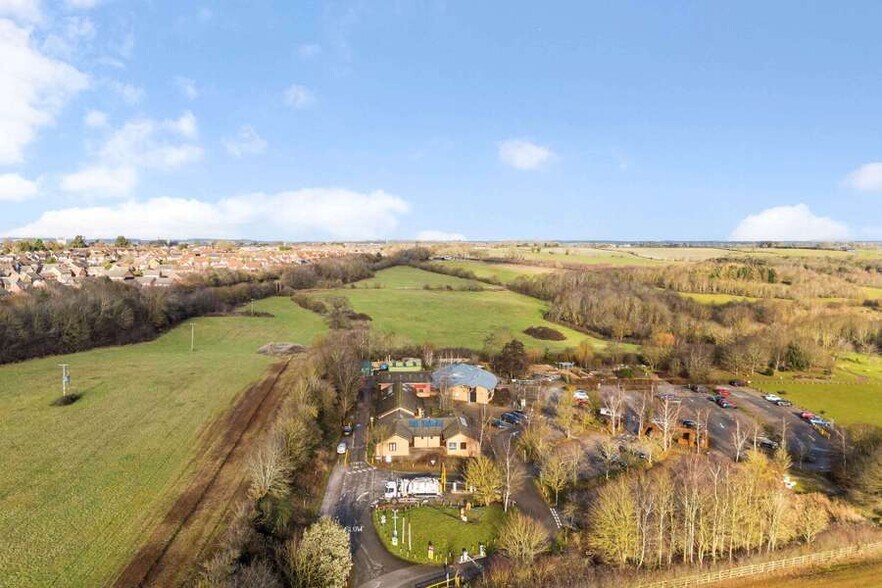 Northampton Rd, Brixworth en venta - Foto del edificio - Imagen 3 de 4