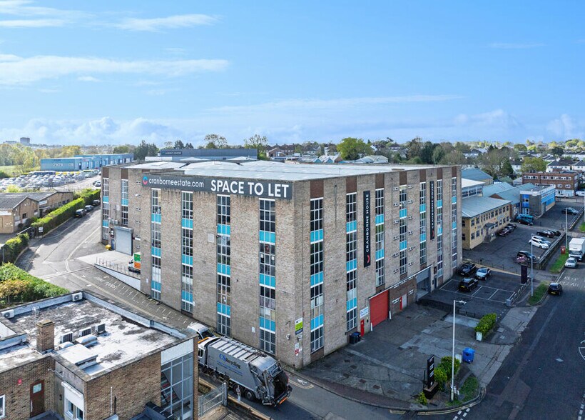 Cranborne House & Summit House cartera de 2 inmuebles en venta en LoopNet.es - Foto del edificio - Imagen 3 de 9