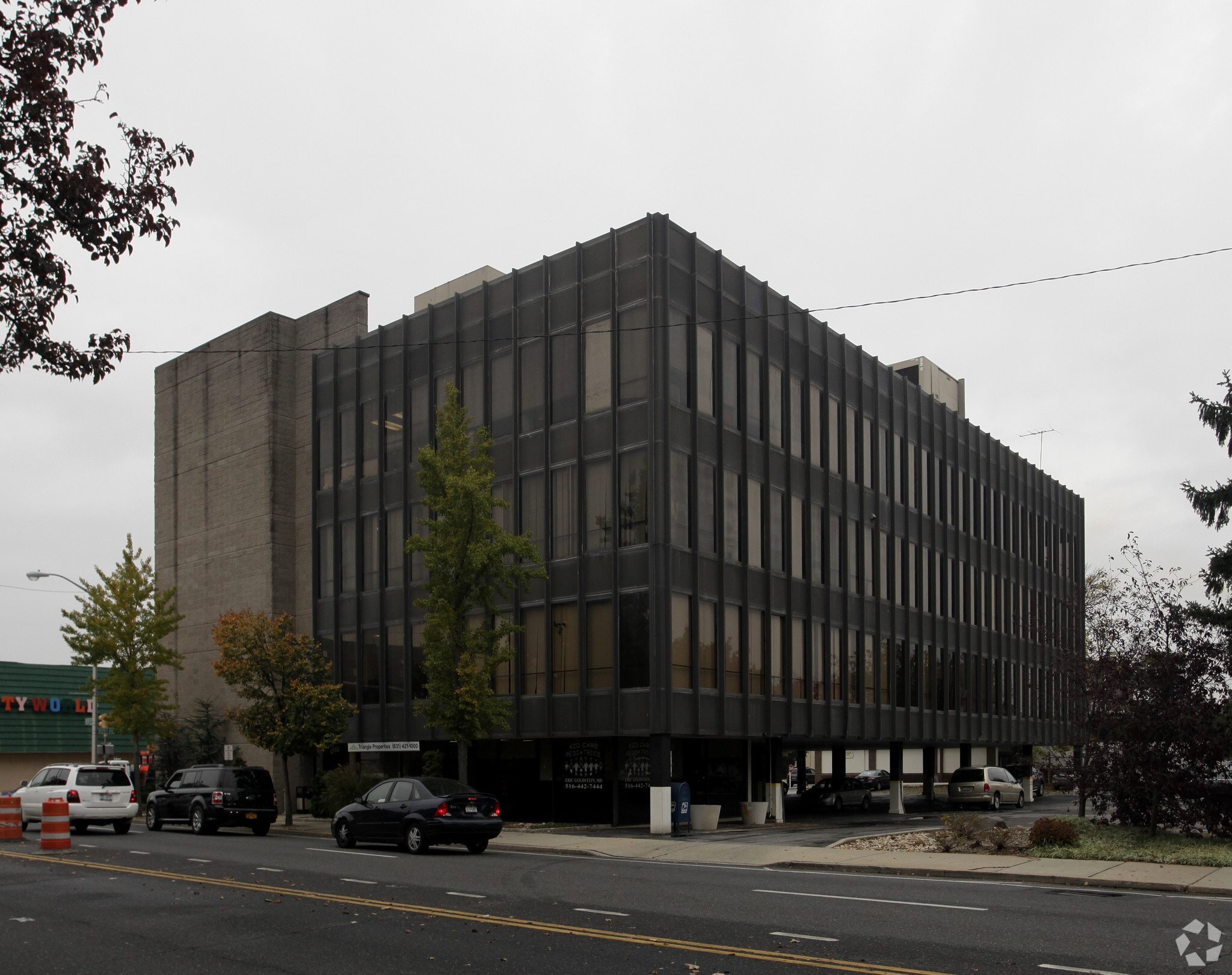 371 Merrick Rd, Rockville Centre, NY en alquiler Foto del edificio- Imagen 1 de 14