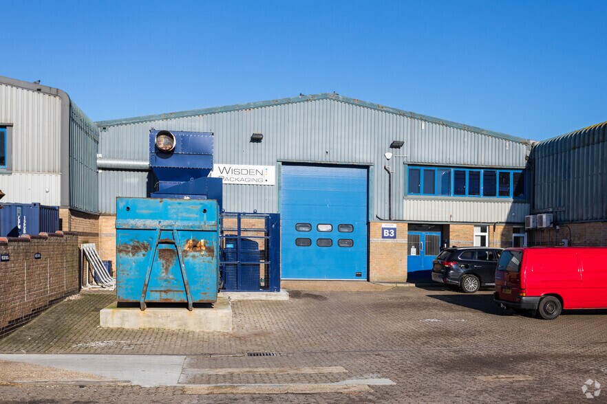 Newton Rd, Peacehaven en alquiler - Foto del edificio - Imagen 3 de 5