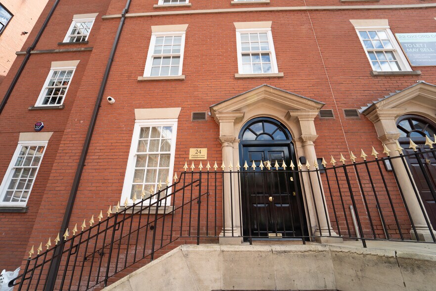 12-24 Oxford Ct, Manchester en alquiler - Foto del edificio - Imagen 3 de 11