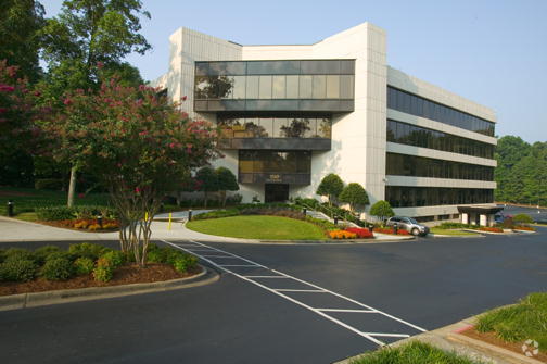 5730 Glenridge Dr NE, Atlanta, GA en alquiler - Foto del edificio - Imagen 3 de 4