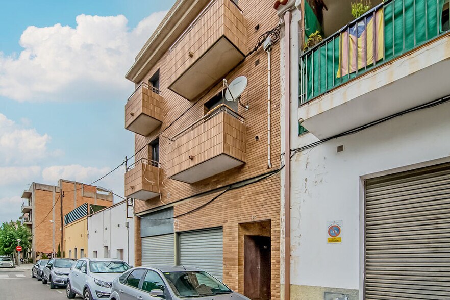 Edificio residencial en Figueres, Gerona en venta - Foto del edificio - Imagen 3 de 16