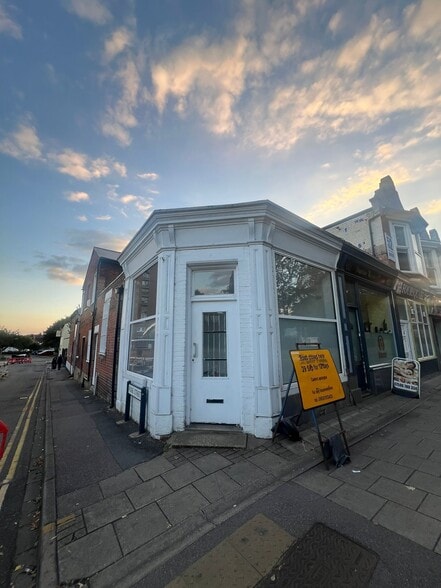 50 Bromham Rd, Bedford en alquiler - Foto del edificio - Imagen 1 de 5