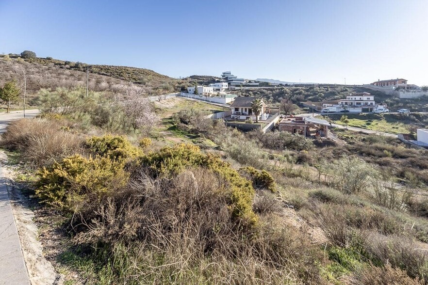 Terreno en La Zubia, Granada en venta - Foto del edificio - Imagen 2 de 12