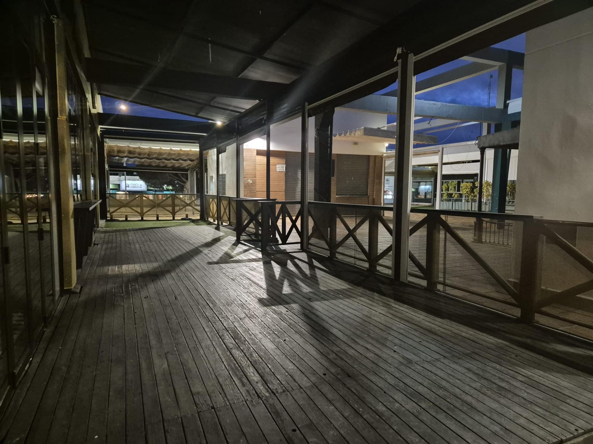 Local en Chiclana de la Frontera, Cádiz en venta Foto del edificio- Imagen 1 de 4