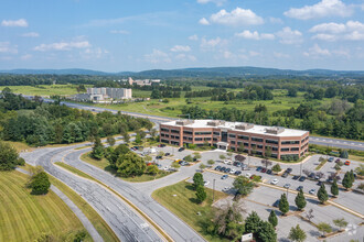 3477 Corporate Pky, Center Valley, PA - vista aérea  vista de mapa